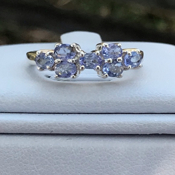 Vintage Jewelry - Tanzanite Ring